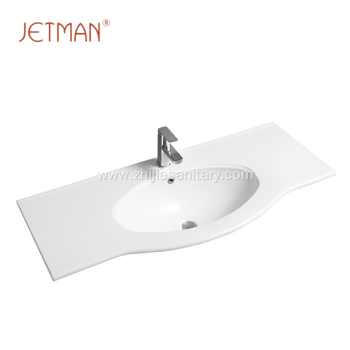 white bathroom sink wash basin